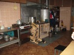 На базе было тепло, и я была рада, что всё-таки настояла на ночёвке здесь а не в палатке